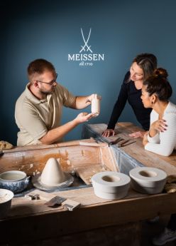 Touch & Feel – guided tour of the senses for adults 2025