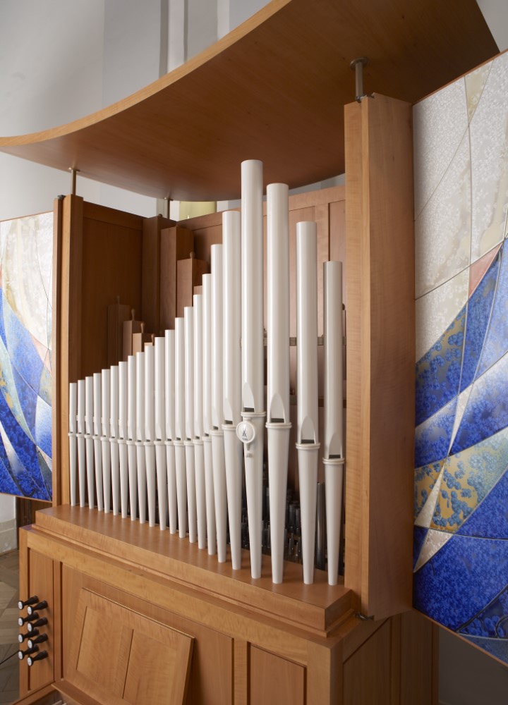 The world‘s first organ made of MEISSEN porcelain